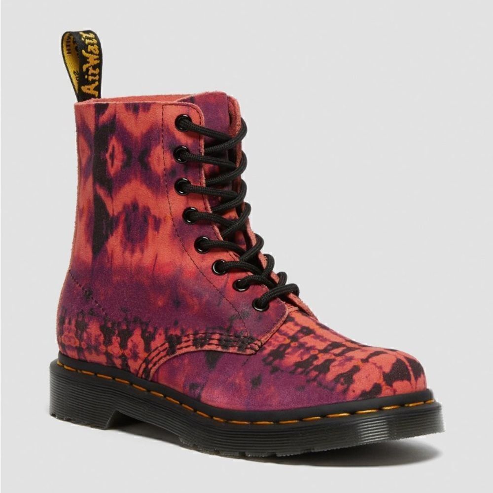 NEW Dr. Martens BOOTS  1460 Pascal Purple Summer Tie-Dye (Tumbled) Sz 5